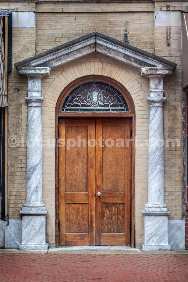 J23_Classical_Doorway_1923.jpg