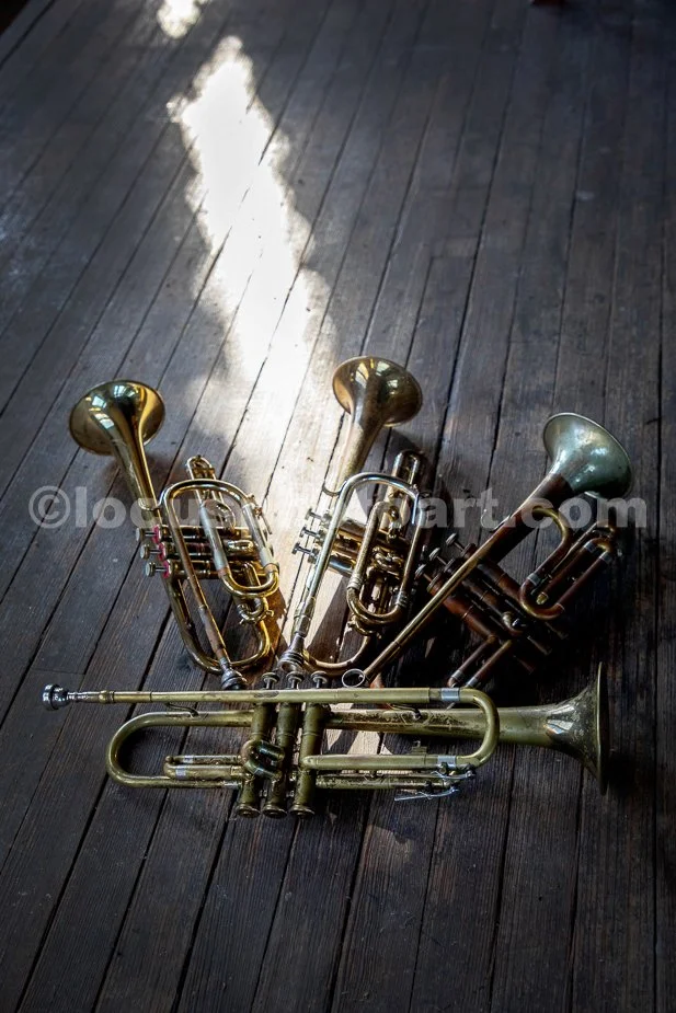 J23_Brass_on_the_Stage_Floor_0274.jpg