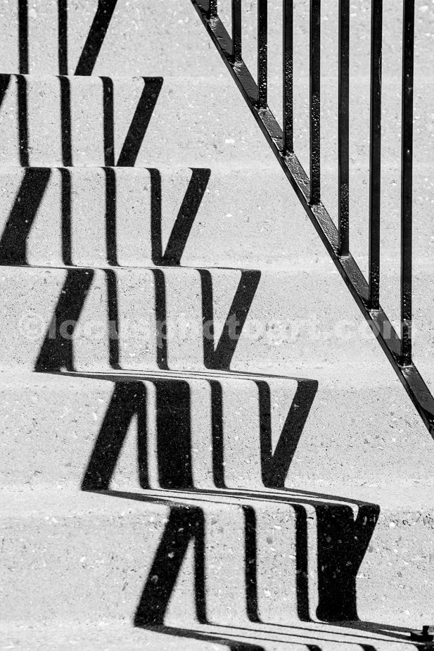 J20_Shadows_on_the_Stairs_0041_Hi-C_BW.jpg