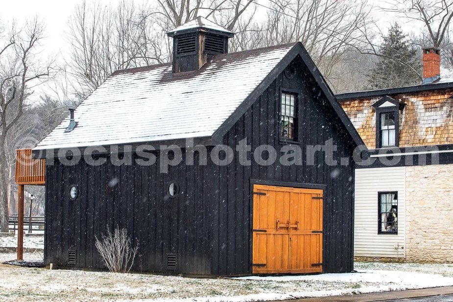 J25_Rustic_Carriage_House_1737.jpg