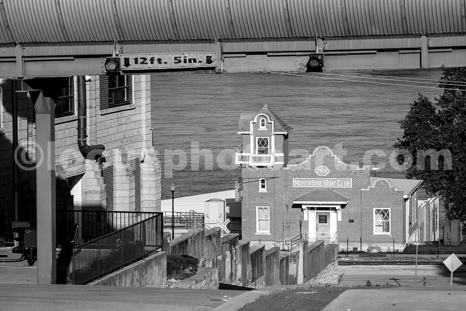 J18_North_Side_Boat_Club_0129_BW.jpg