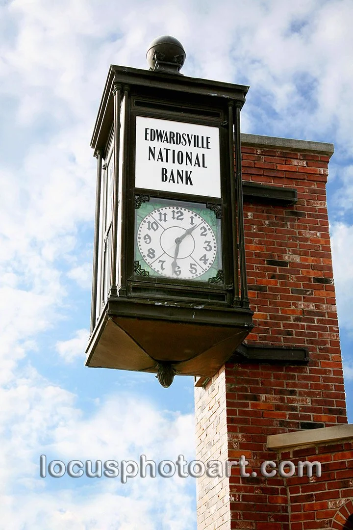 Edwardsville Bank Clock 8868ed FB.jpg