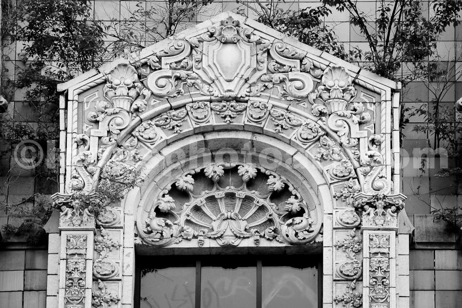 Majestic_Facade_0332_BW.jpg