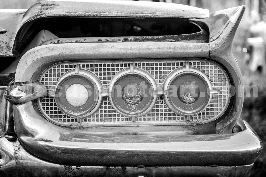 J20_T-Bird_Taillights_1492_BW.jpg