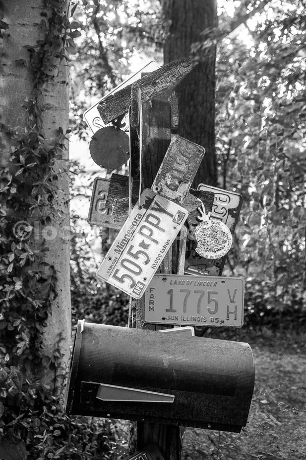 J22_Home_is_Where_the_Mailbox_Stands_6422_BW.jpg