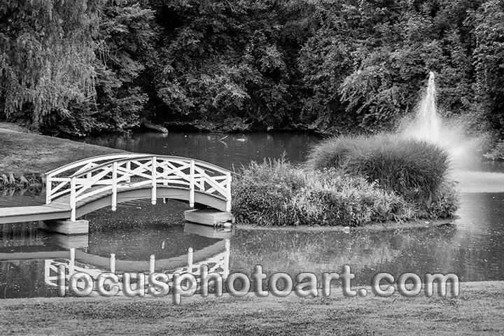 WEB J19 Footbridge to the Island 7519 BW.jpg
