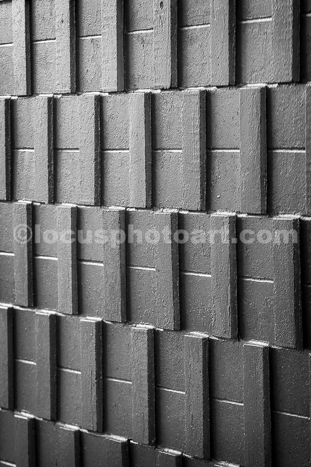 J18_Alley_Wall_Pattern_0019_BW.jpg