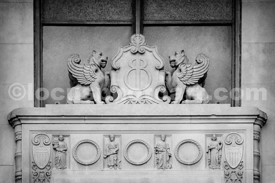 Bremen_Bank_Lions_9990_BW.jpg