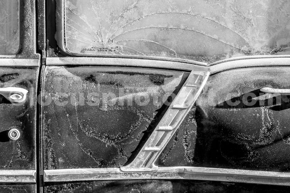 J23_Frosted_Door_and_Window_2488_BW.jpg