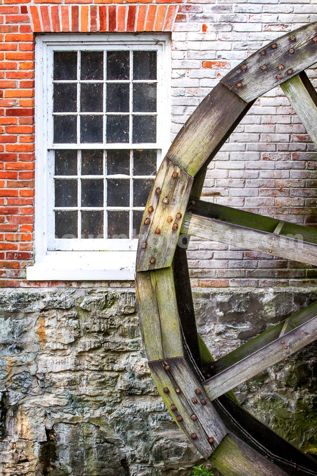 J16_Water_Wheel_Window_3887.jpg