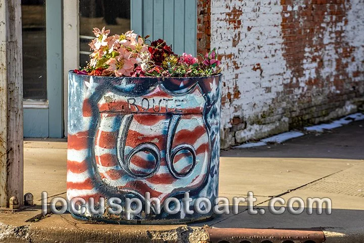 J23 Planter on Route 66 3742 FB.jpg