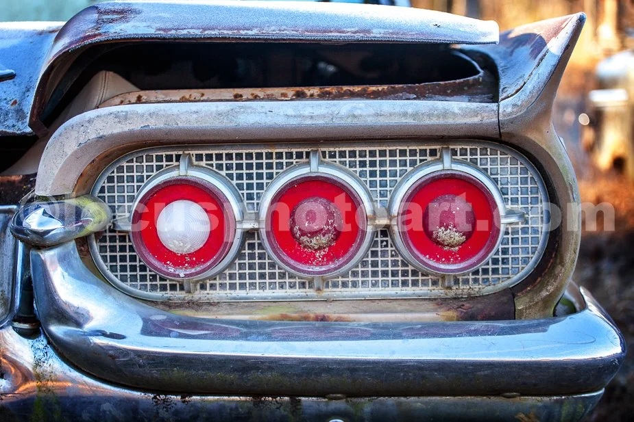 J20_T-Bird_Taillights_1492.jpg