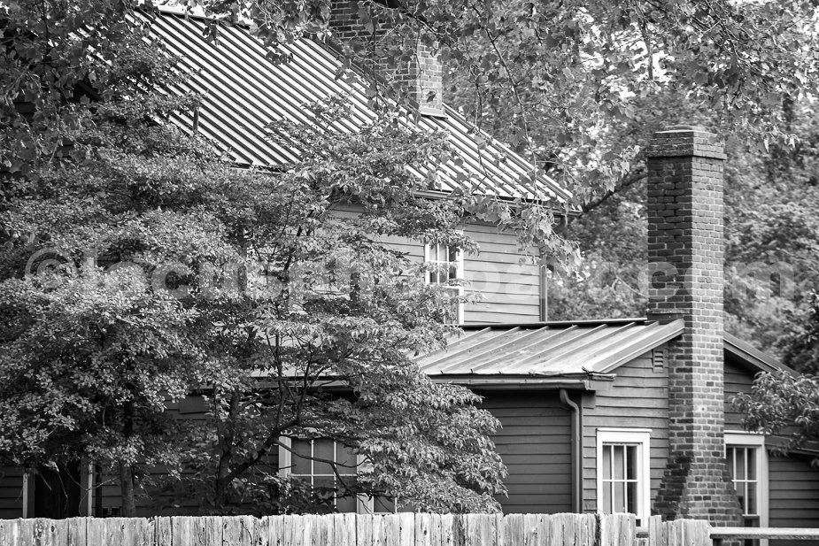J21_Rooflines_and_Chimneys_1213_BW.jpg