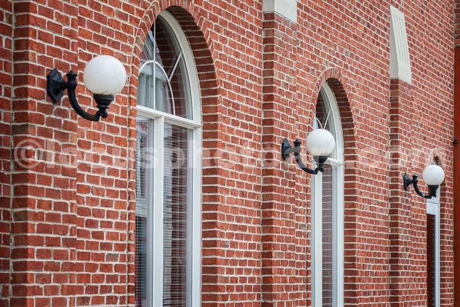 J19_Three_Lamps_and_Windows_0089.jpg