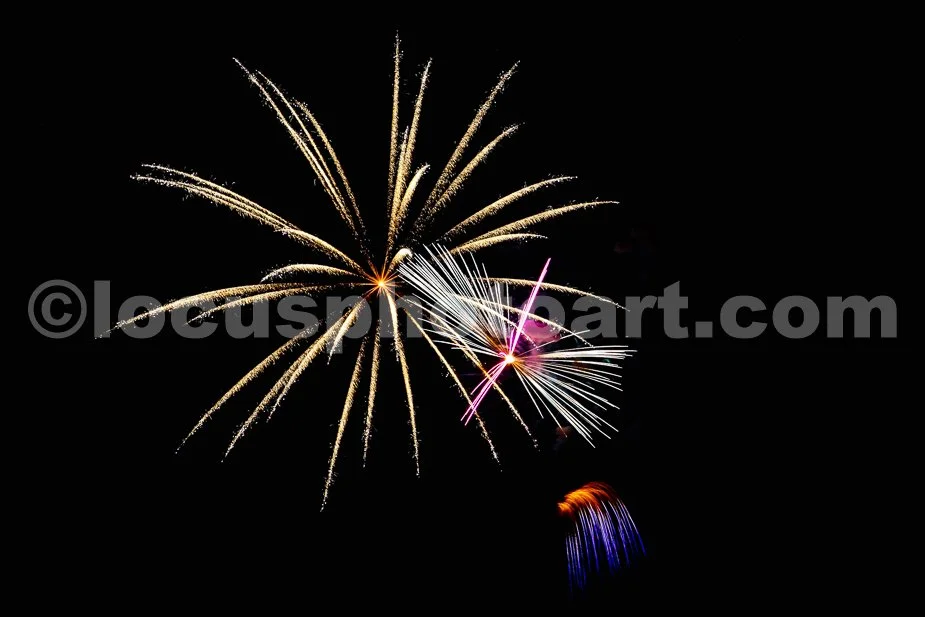 J24_Fireworks_Trio_4257.jpg