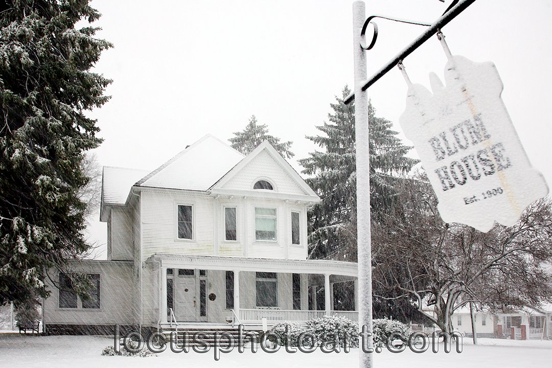 WEB J16 Blum House in the Snow 8810.jpg