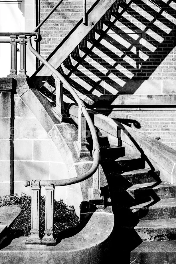 J20_Curvy_Courthouse_Stairway_6201_Hi-C_BW.jpg