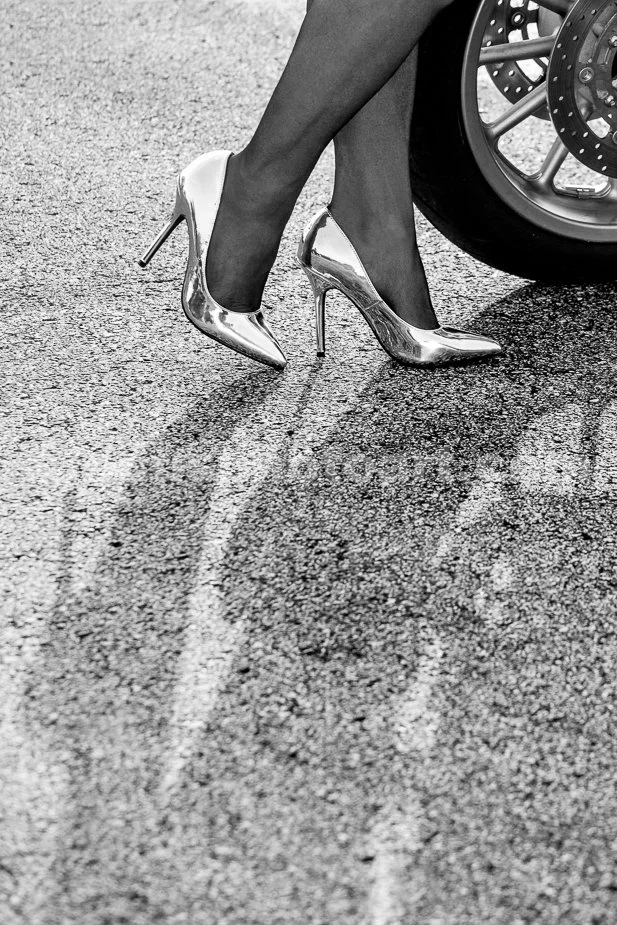 J21_Heels_and_Wheel_1452_BW.jpg