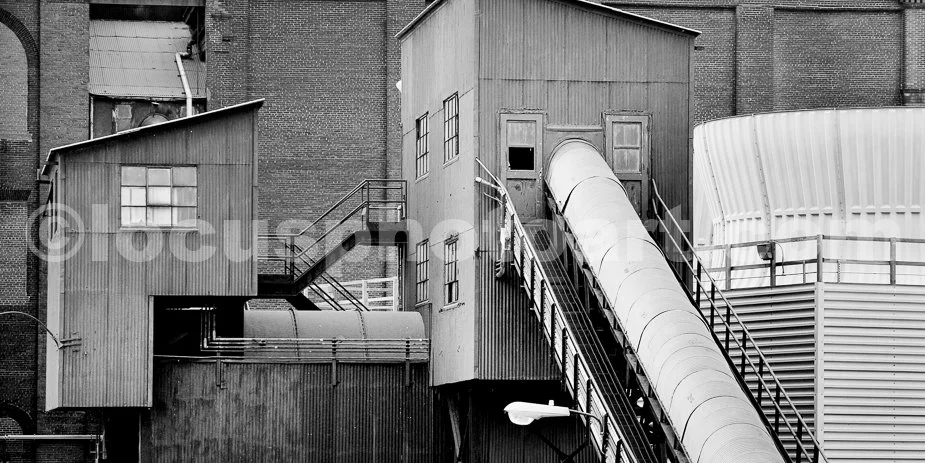 Power_Plant_on_the_Riverfront_5374_BW.jpg