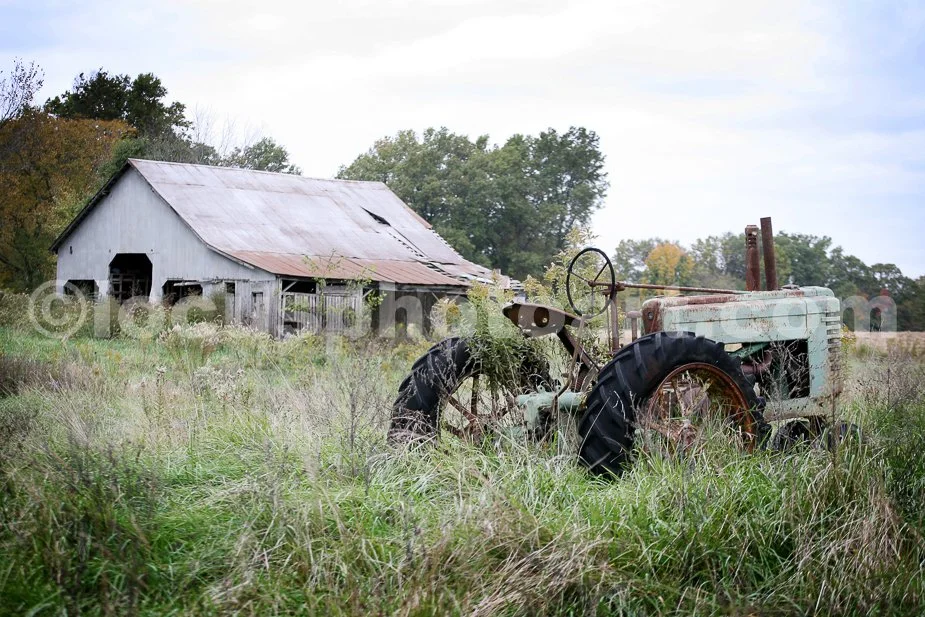 Tractor_Barn_1178_cc.jpg