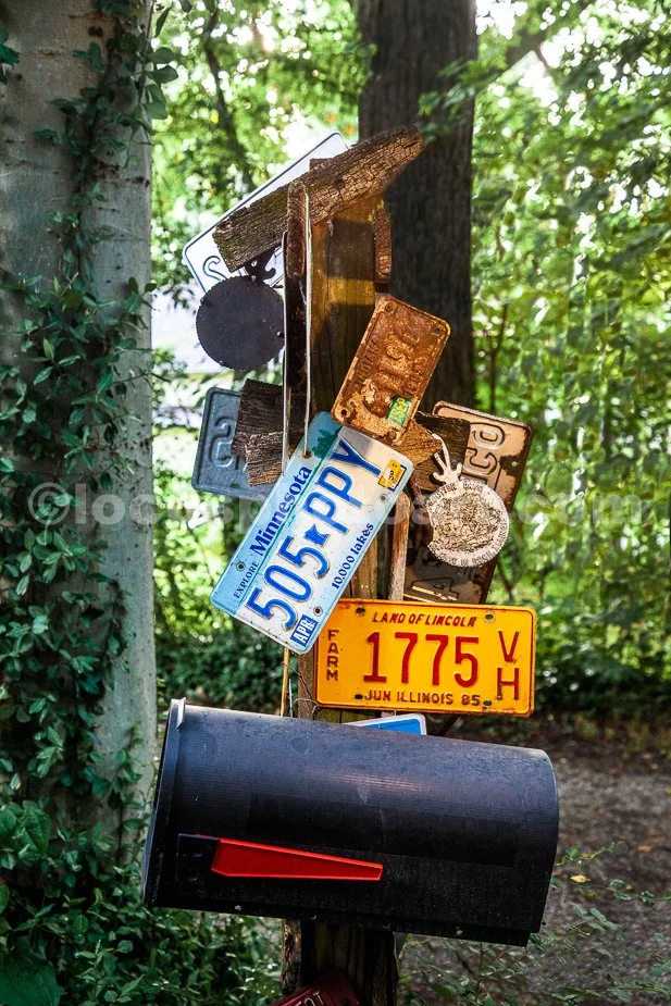 J22_Home_is_Where_the_Mailbox_Stands_6422.jpg