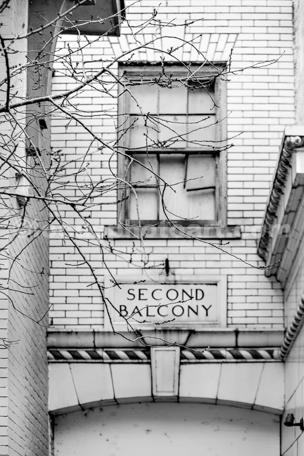 J23_Outside_the_Second_Balcony_1846_BW.jpg