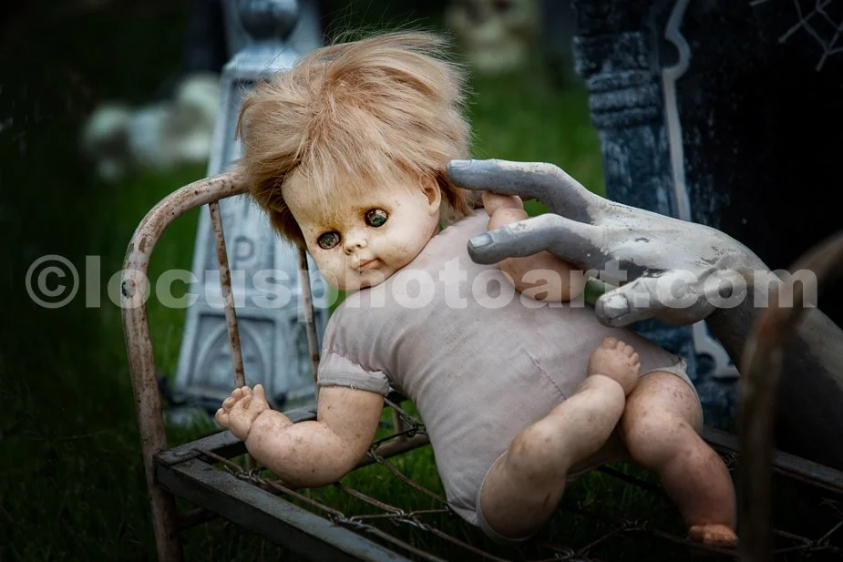 J24_The_Hand_that_Rocks_the_Cradle_6163.jpg