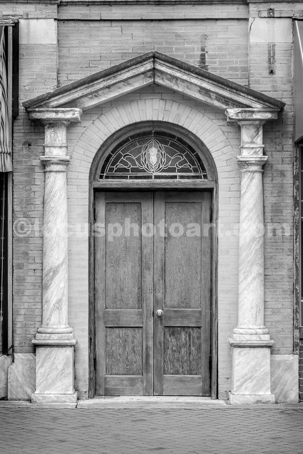 J23_Classical_Doorway_1923_BW.jpg