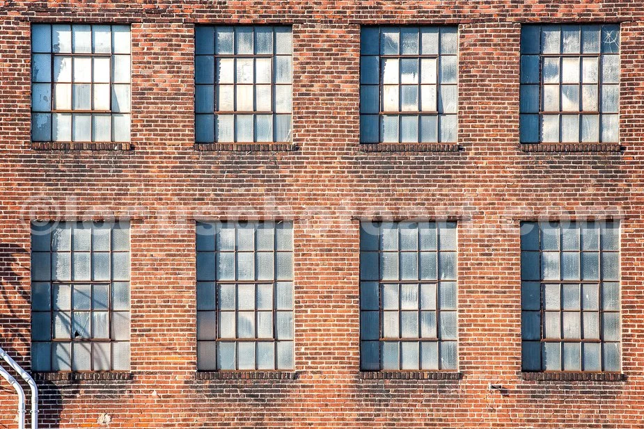 J18_Factory_Windows_0094.jpg
