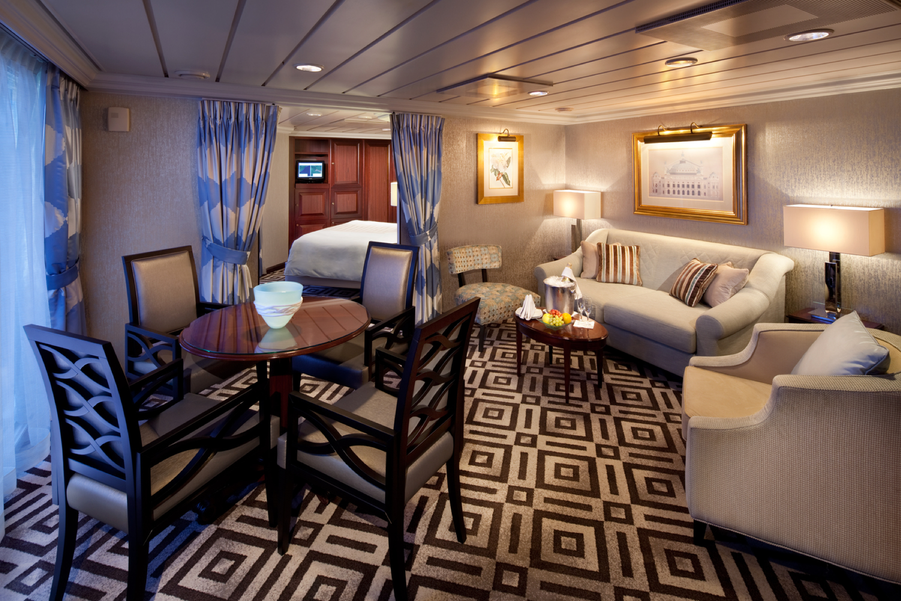 azamara001.png