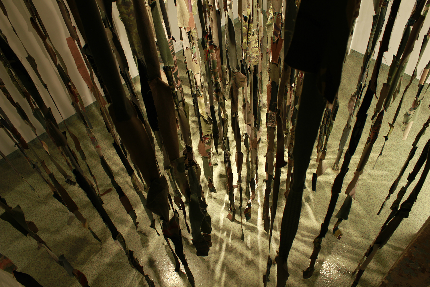 November 12- December 4, 2011 The Front, New Orleans Opening Reception/SATURDAY, November 12, 6-10 pm Room 3: Barb Hunt Rain Canadian artist Barb Hunt is a pacifist, a heritage that she received from her family, and the influence of