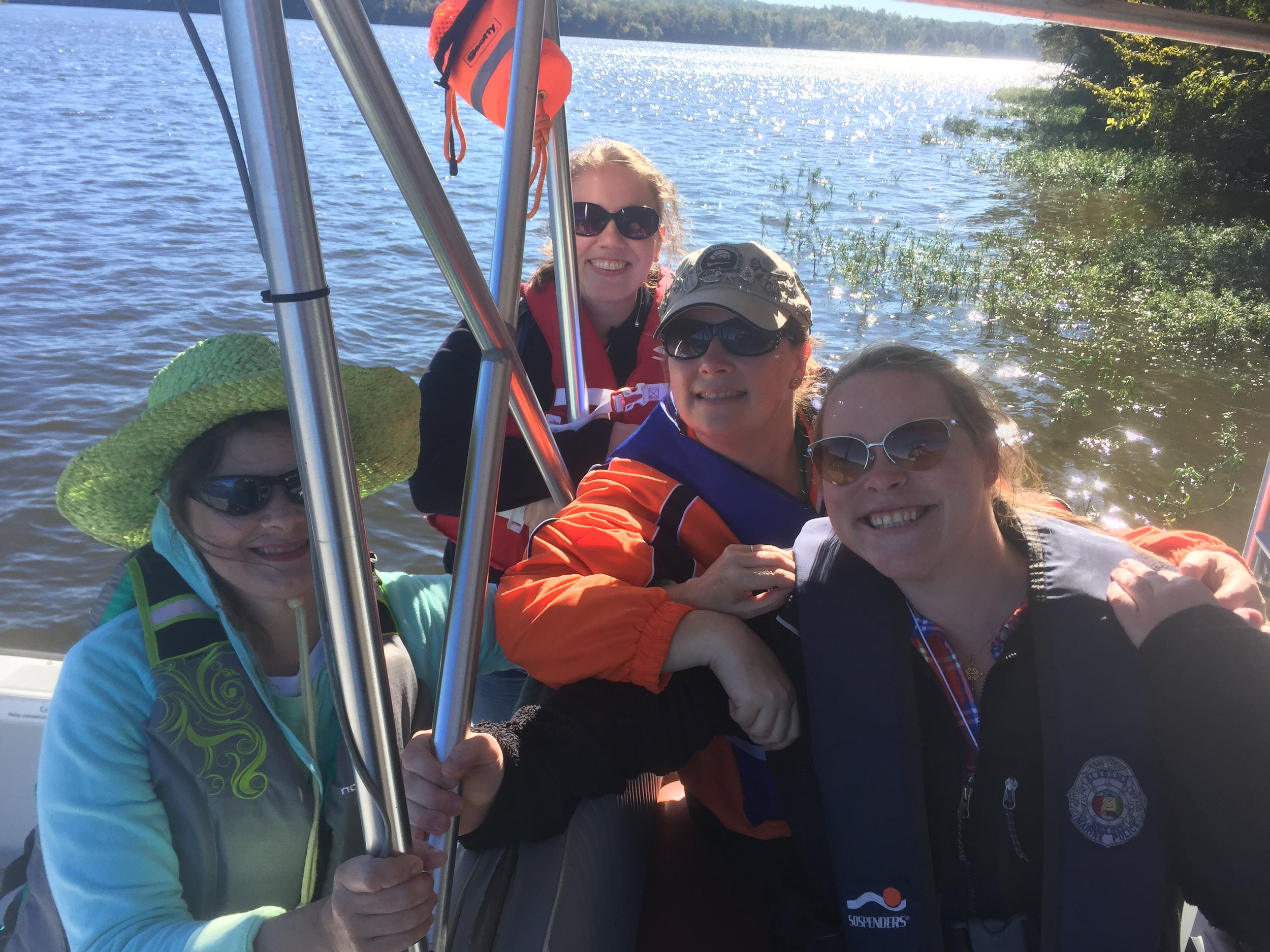 Proud to have joined three BOW Veterans for a day on Lay Lake. We learned motor boat safety, how to trailer, and common hand ling practices. Many thanks to the State of Alabama Marine Police Troopers for showing us the ropes! 