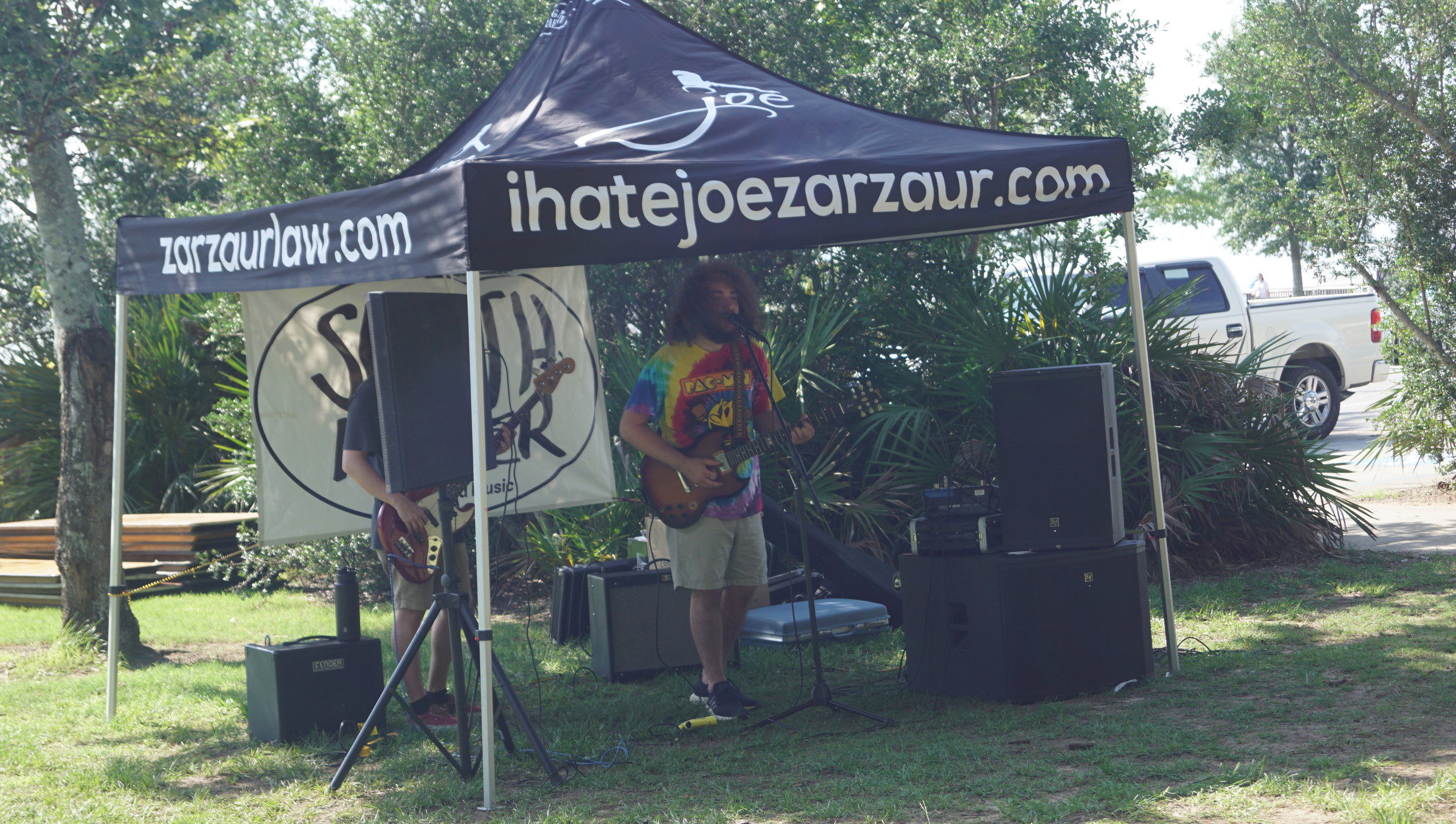 Zarzaur music tent 2.jpg