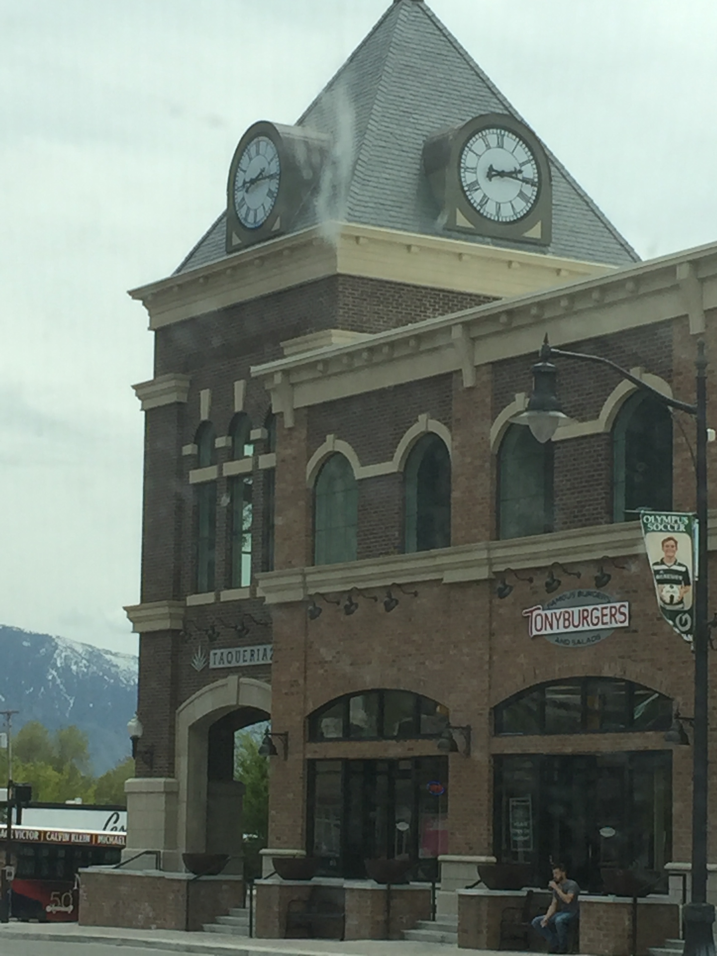 Walkability in Holladay