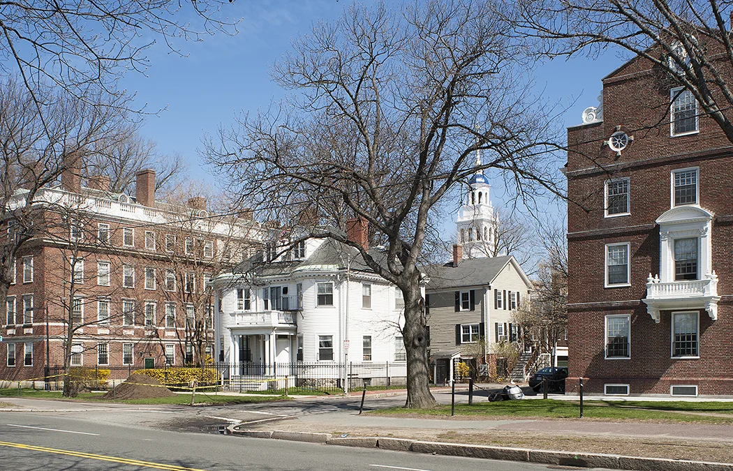 The Dense Layers of History in “Old Cambridge”