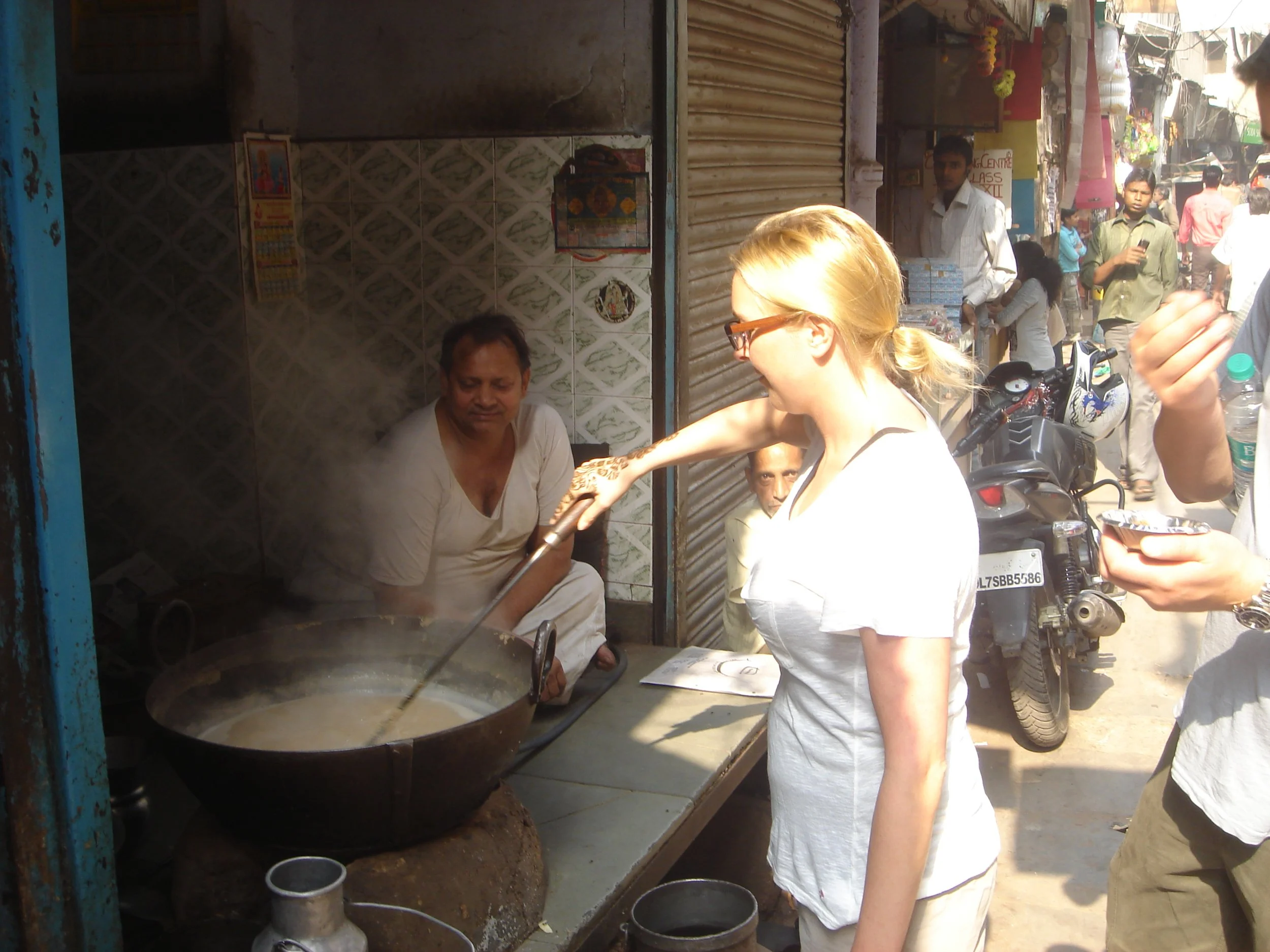 Old Delhi Walk (35) - Dhruv -Masterji Kee Haveli Tourism.JPG