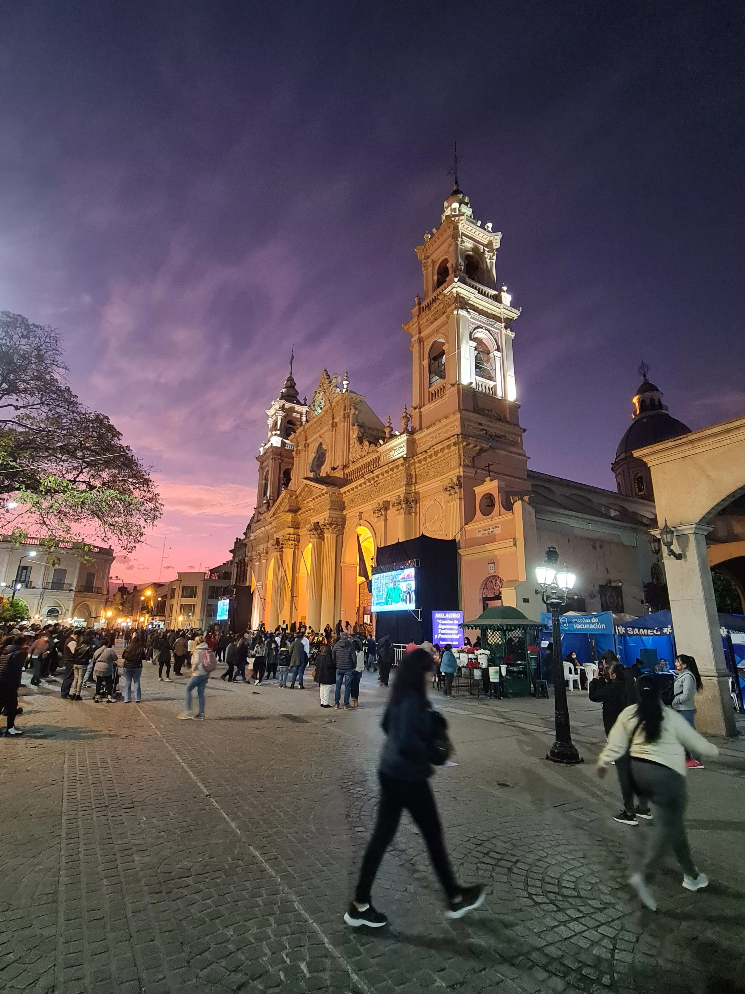Argentina: Ciudad Caminante - 1° Jane Jacobs Walk Salta