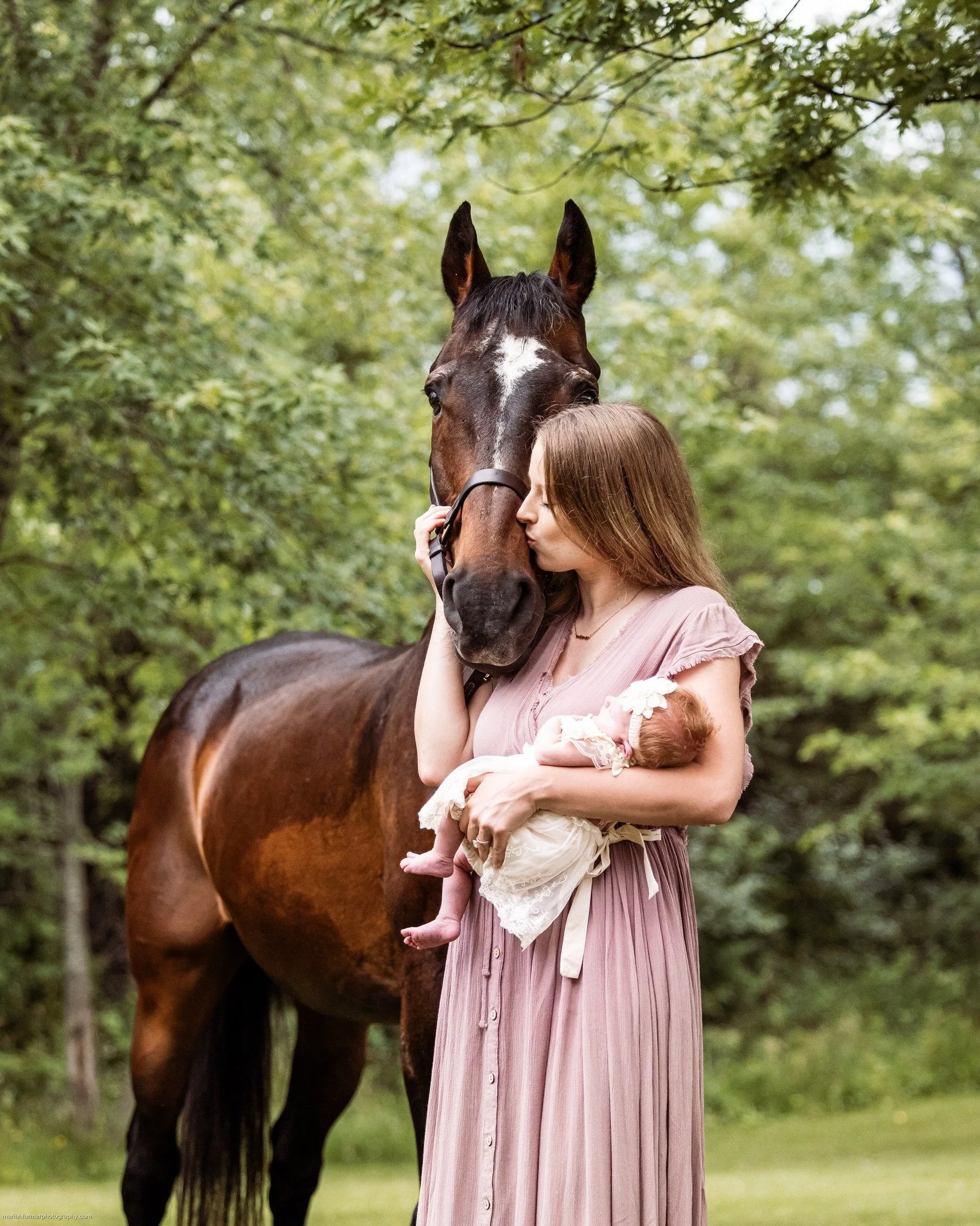 Still making time for the horse who carried you through childhood, even with a new baby in your arms. Some bonds don&rsquo;t change.
.
mariahfarmerphotography.com | Captured through my lens, never generated.