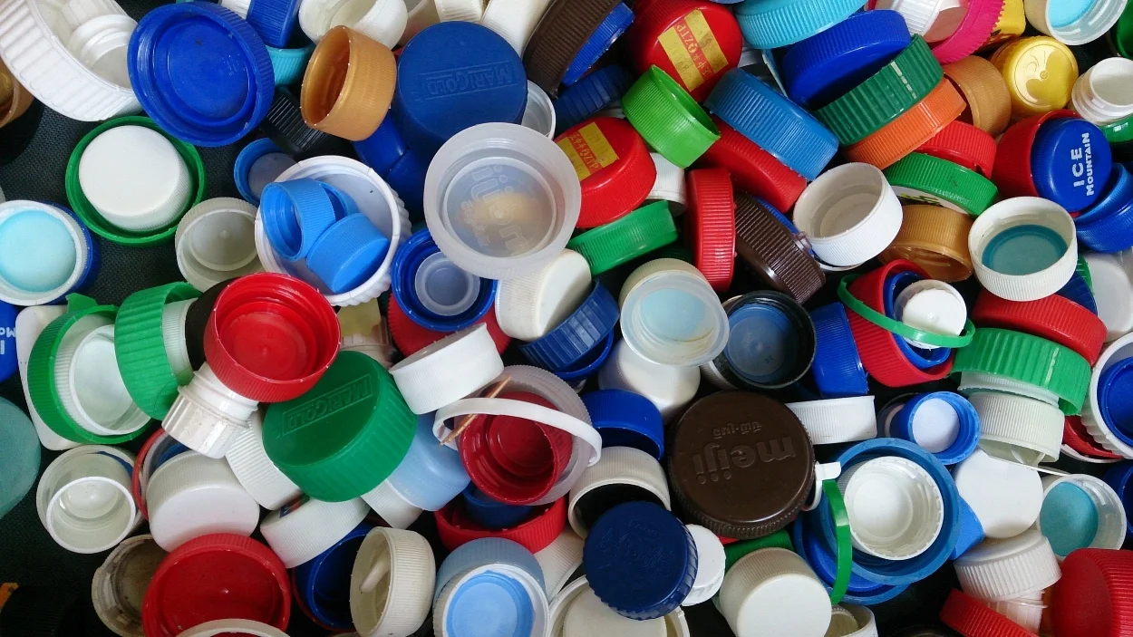Bottle_caps_2.jpg