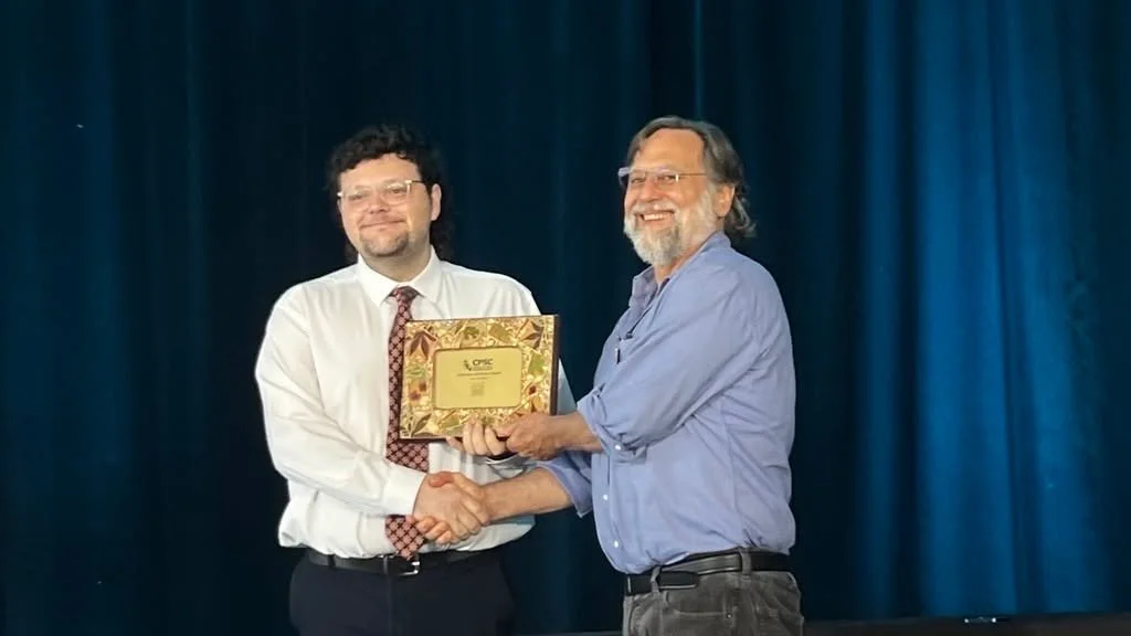 Congratulations to our Policy Associate, Tony Hackett for receiving @calpsc Product Stewardship Council 's Bow and Arrow Award for excelling in building partnerships and demonstrating the inter-dependence between producers, distributors, retailers, p