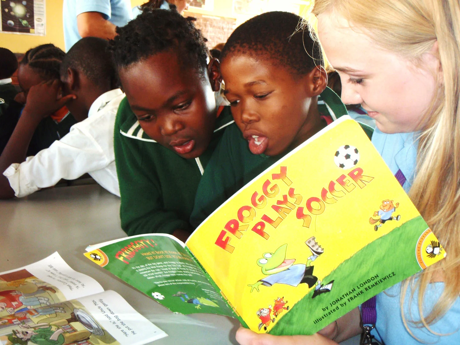 Photo: Reading together at Ntolwante Primary School