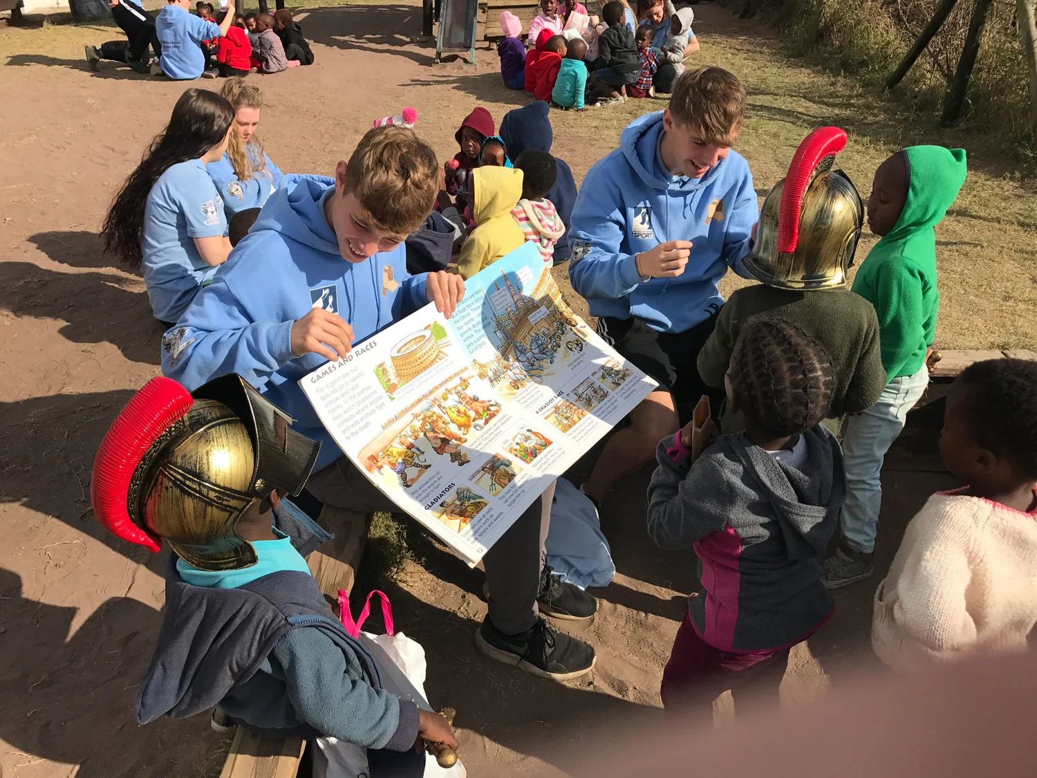Photo: Ewan bringing the book to life at Zulufadder