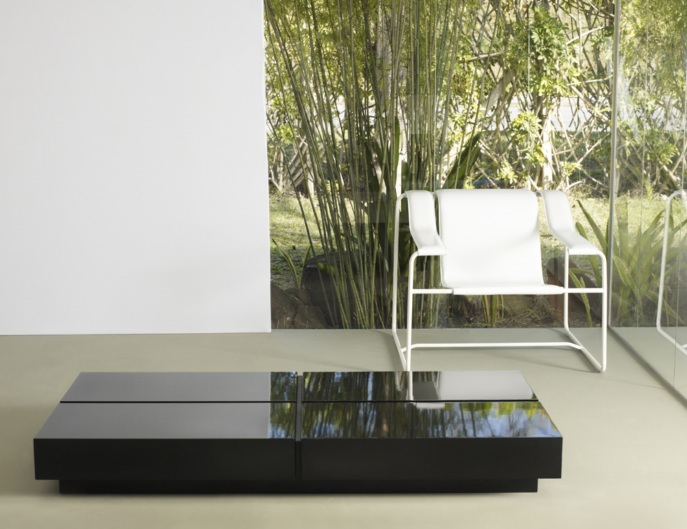 Hera Coffee Table