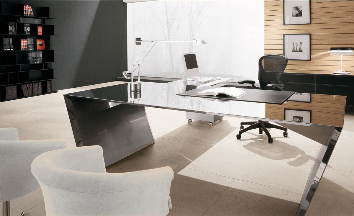 Ares Executive Desk