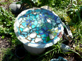 mosaic_pond_blues.png