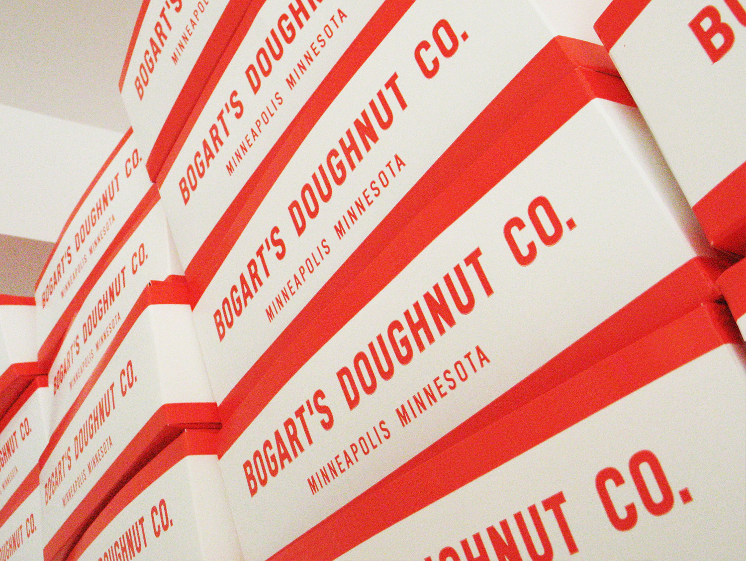 Bogarts-Doughnut-Co-04.jpg