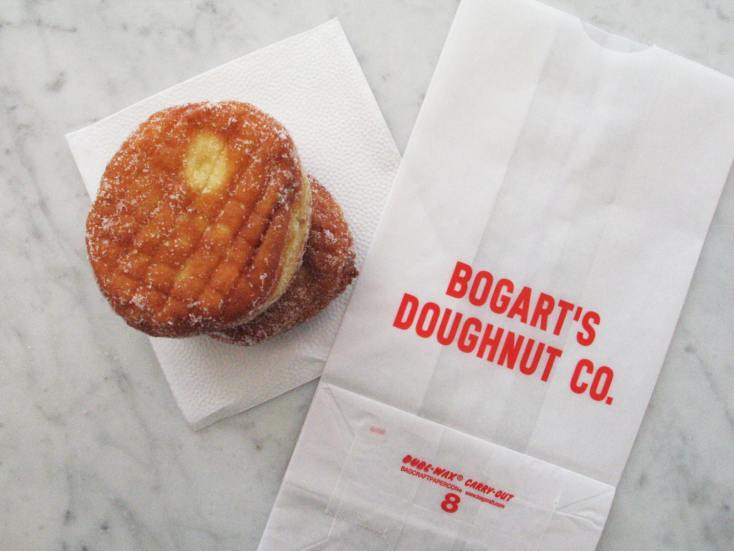 Bogarts-Doughnut-Co-05.jpg