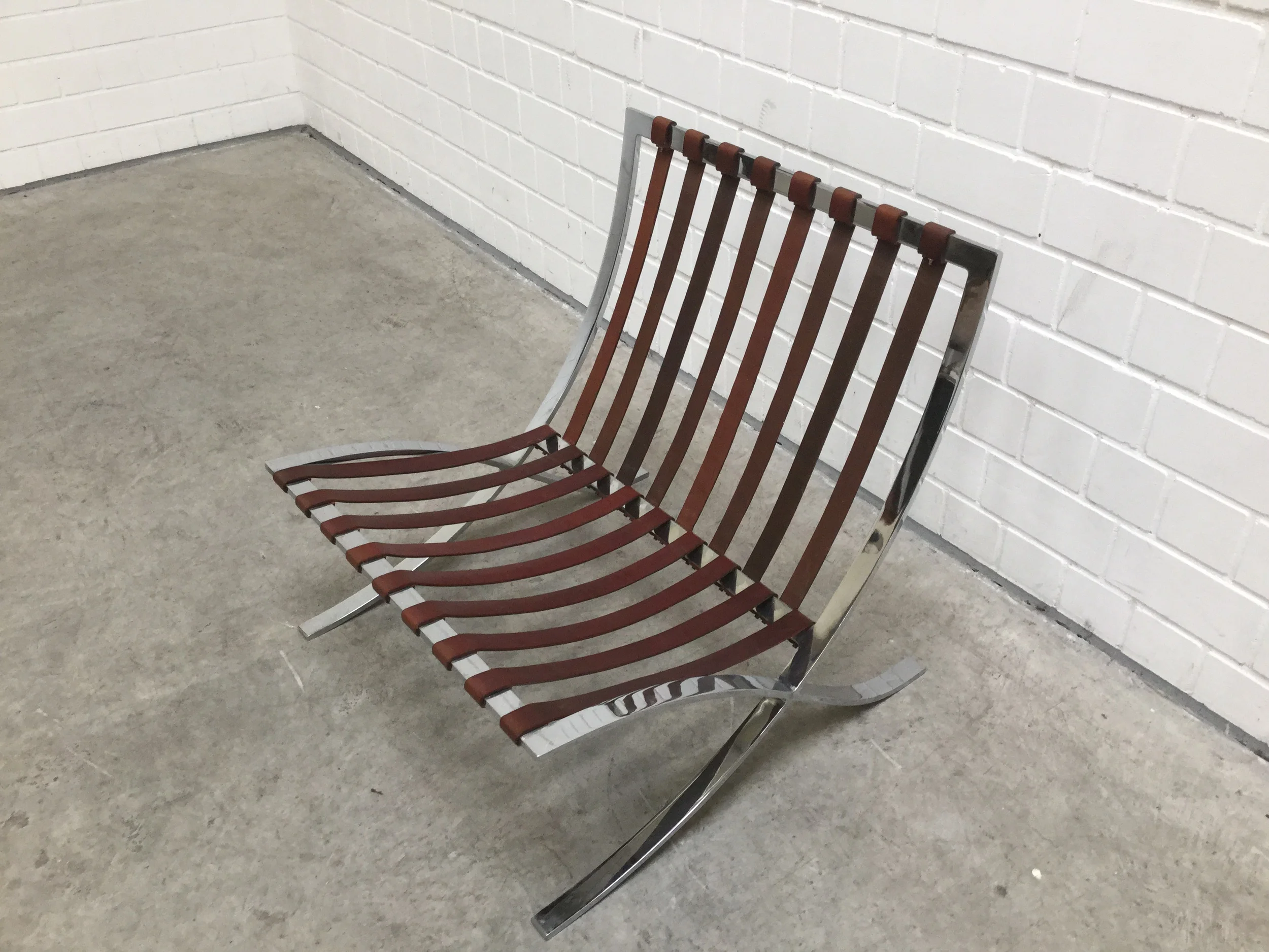 Barcelona Chair cognac IMG_0209.JPG