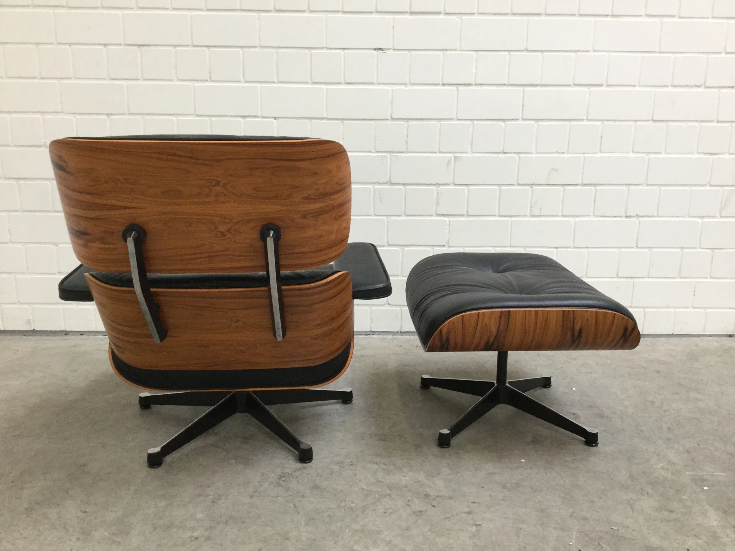 Eames Lounge Chair IMG_0073.JPG