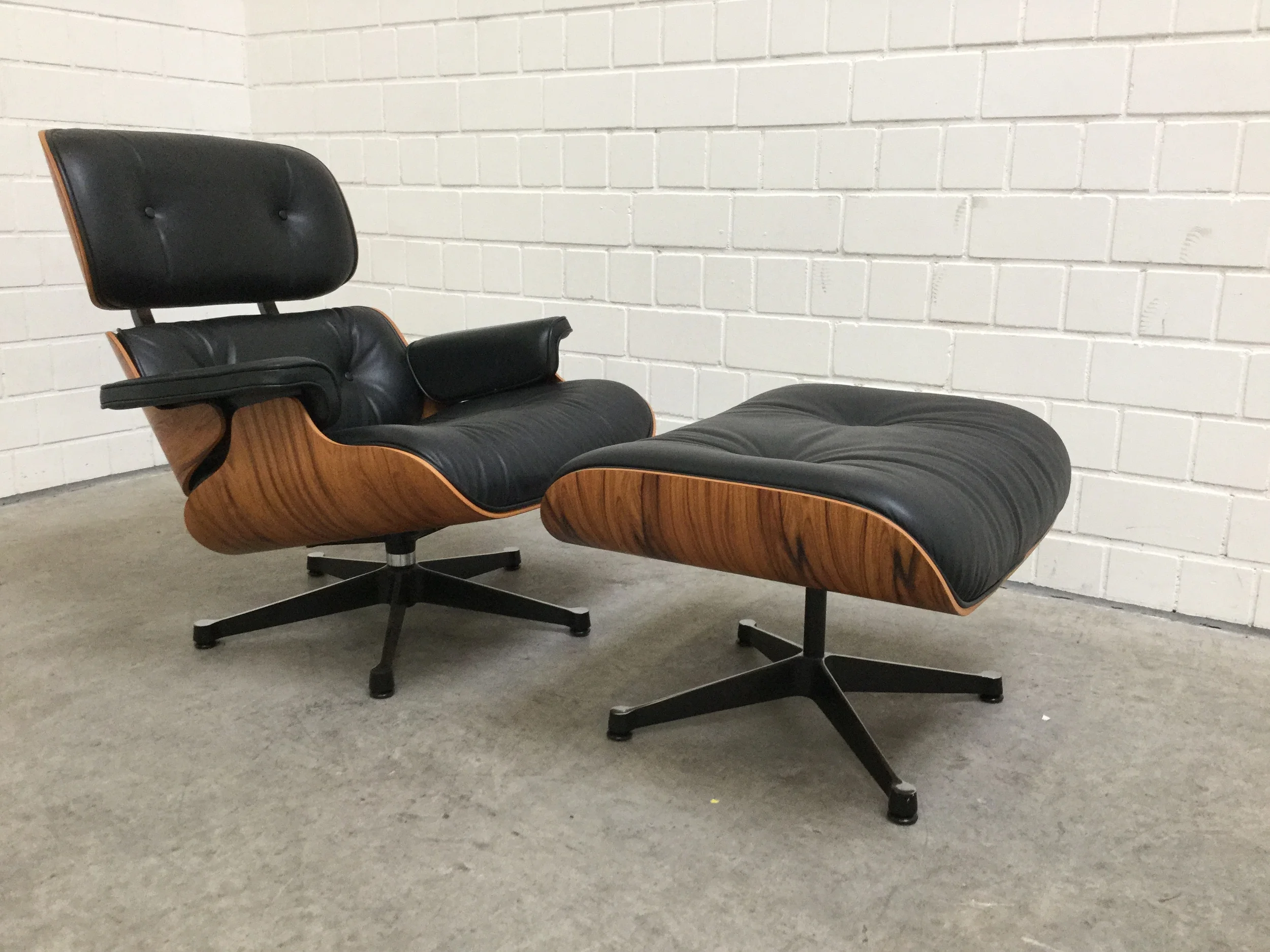 Eames Lounge Chair IMG_0074.JPG